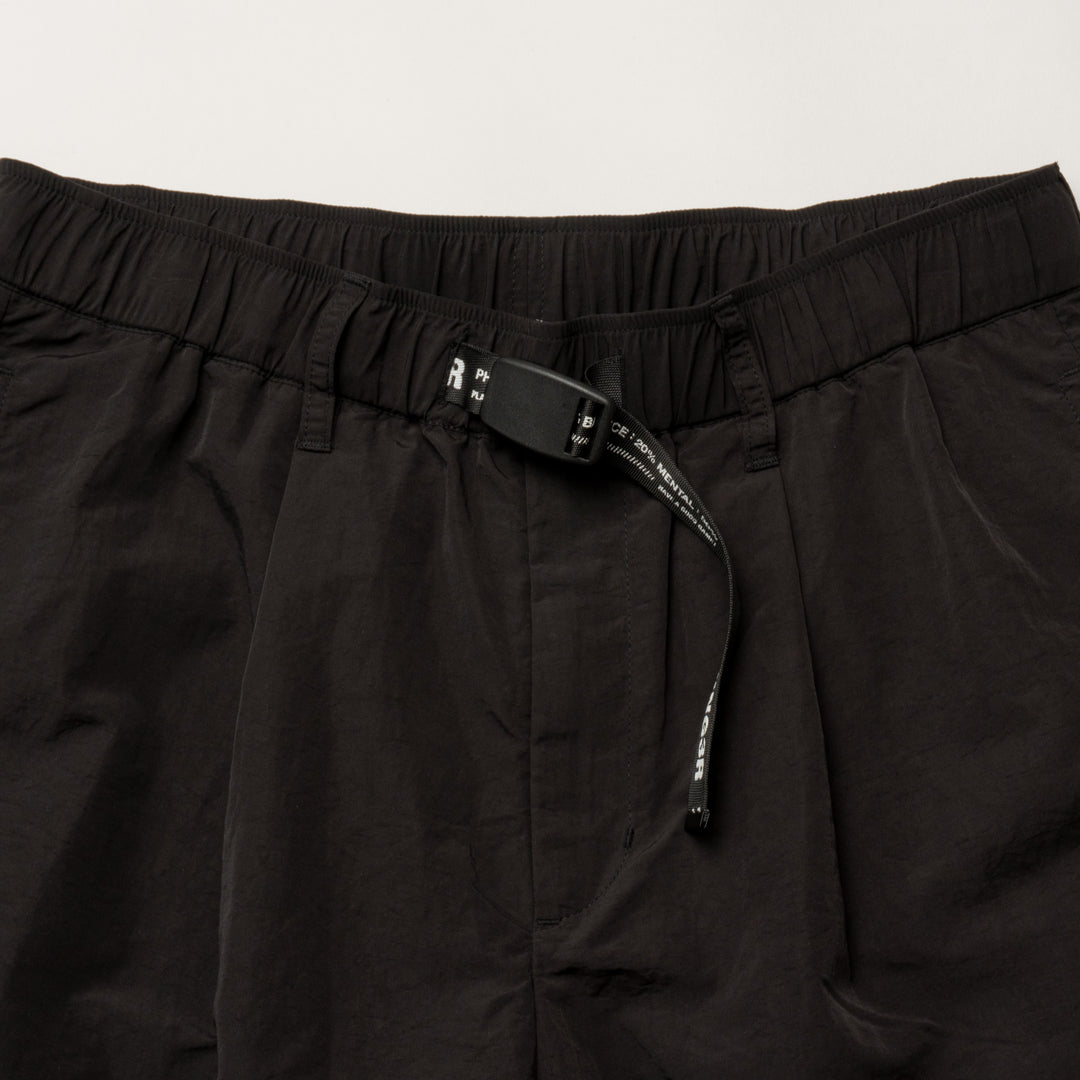 NYLON TROUSER SHORTS, BLACK