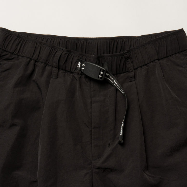 NYLON TROUSER SHORTS, BLACK