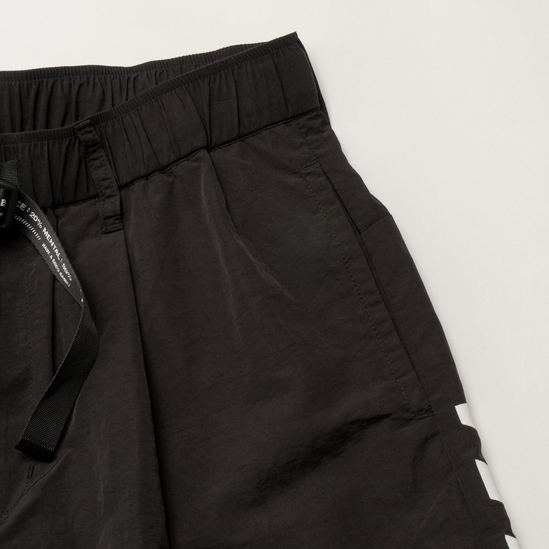 NYLON TROUSER SHORTS, BLACK