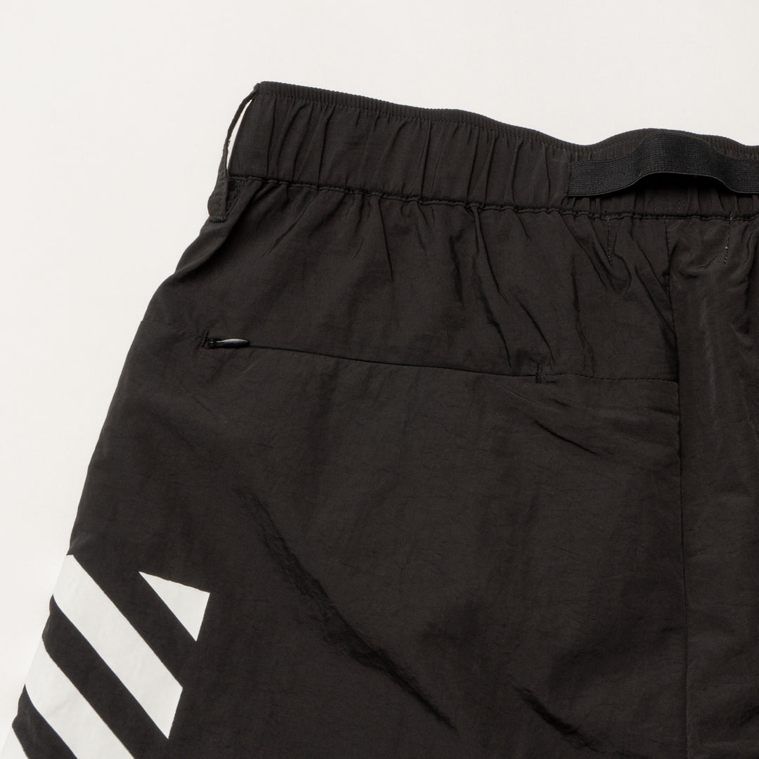 NYLON TROUSER SHORTS, BLACK