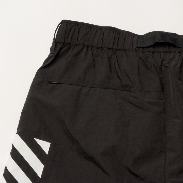 NYLON TROUSER SHORTS, BLACK