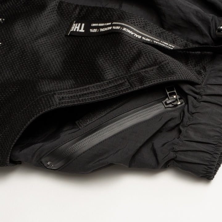 MULTIFUNCTIONAL SHORTS, BLACK
