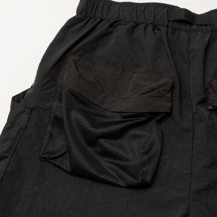 MULTIFUNCTIONAL SHORTS, BLACK