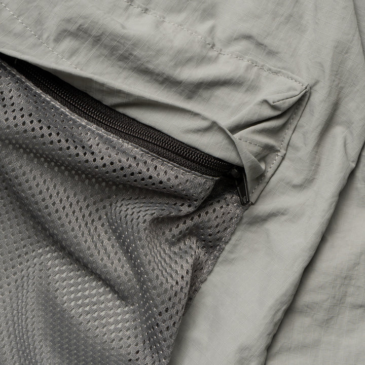 MULTIFUNCTIONAL SHORTS, GRAY