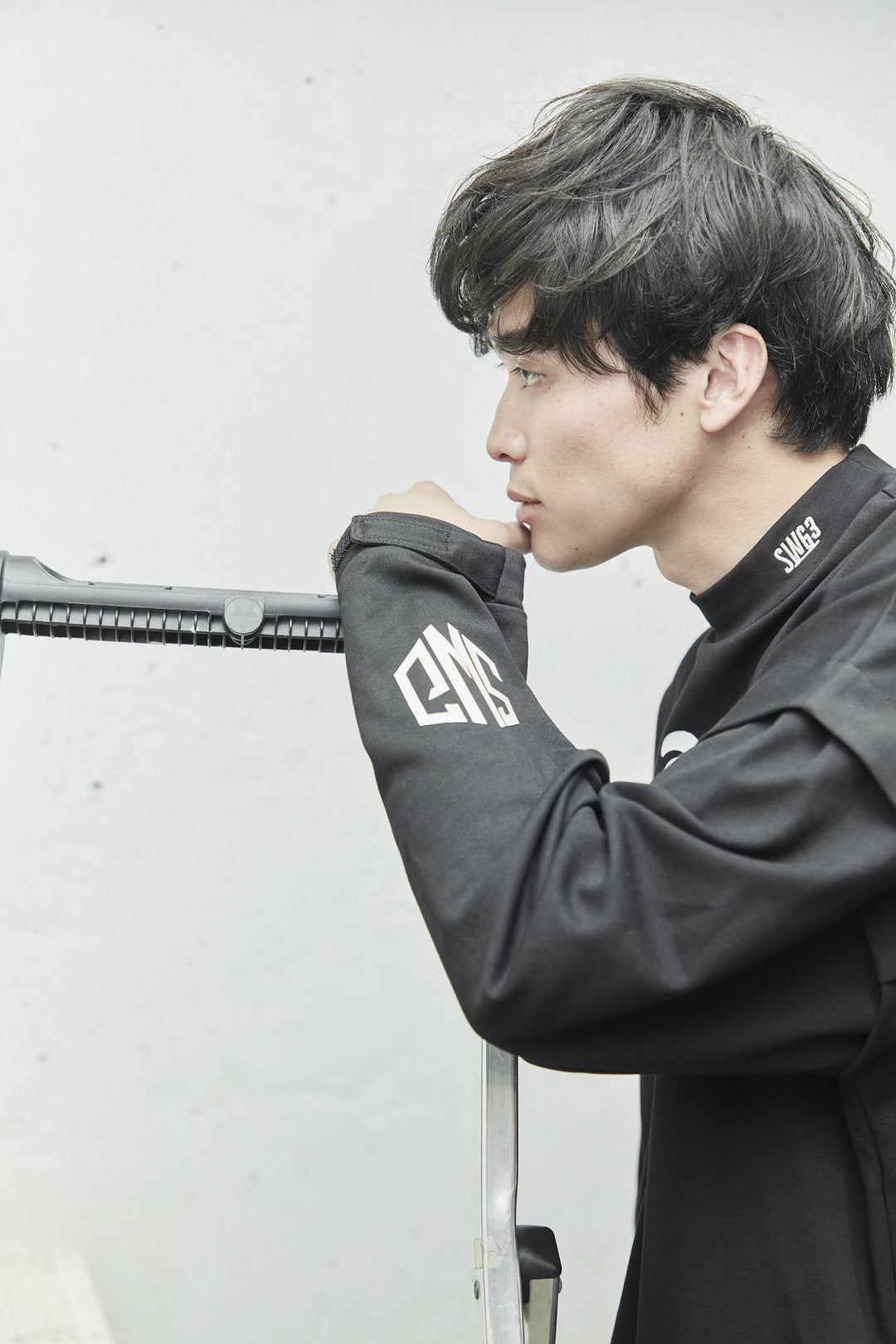 H&H PUNCH MOCKNECK L/TEE, BLACK