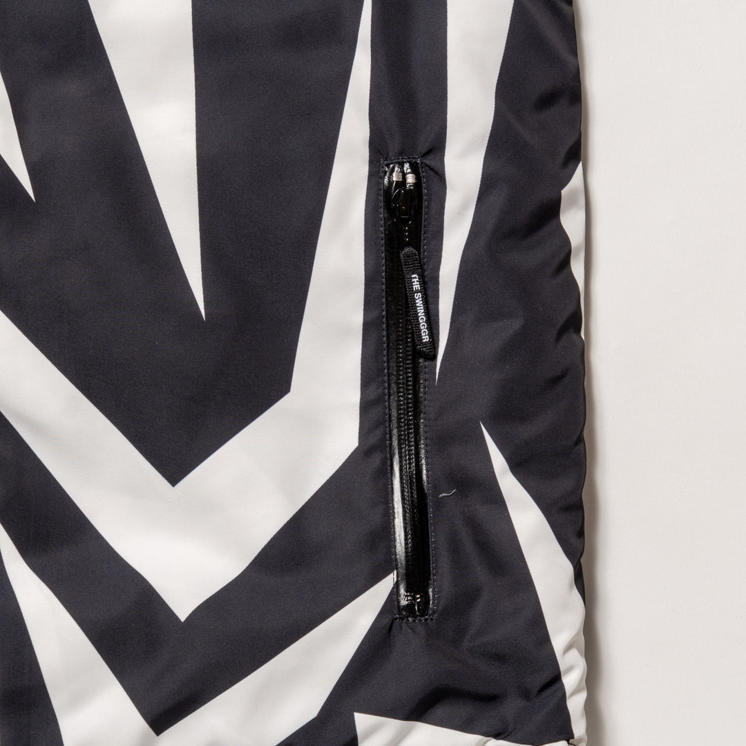 GEOMETRY REVERSIBLE VT, WHITE&BLACK