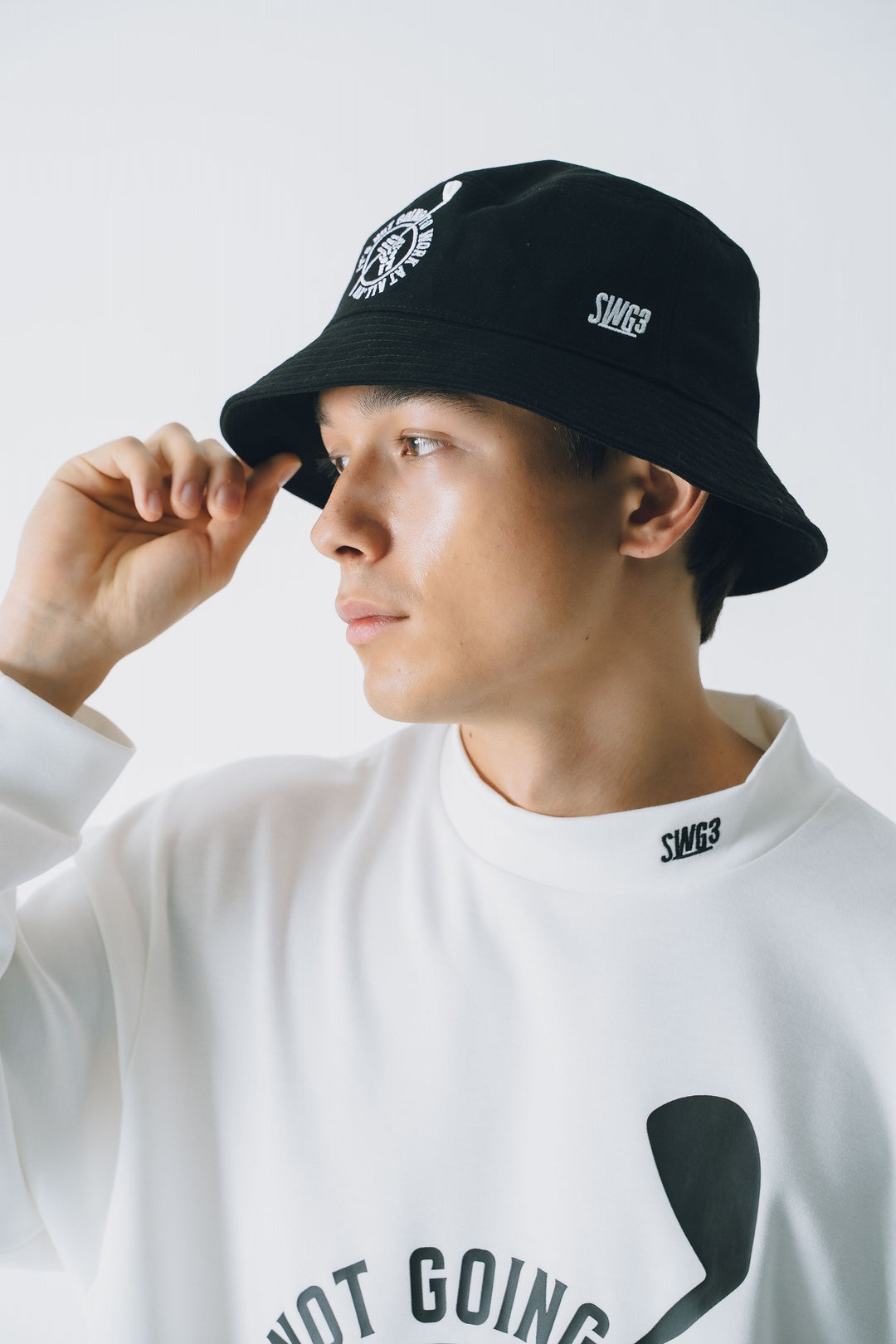 RETRY CLUB BUCKET HAT, BLACK