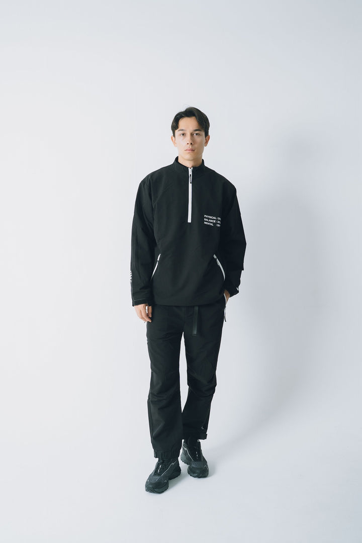 STRETCH NYLON STAND ZIP TOP, BLACK