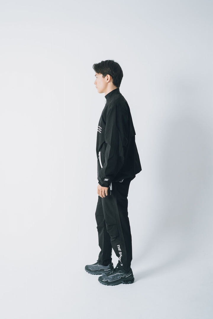 STRETCH NYLON STAND ZIP TOP, BLACK