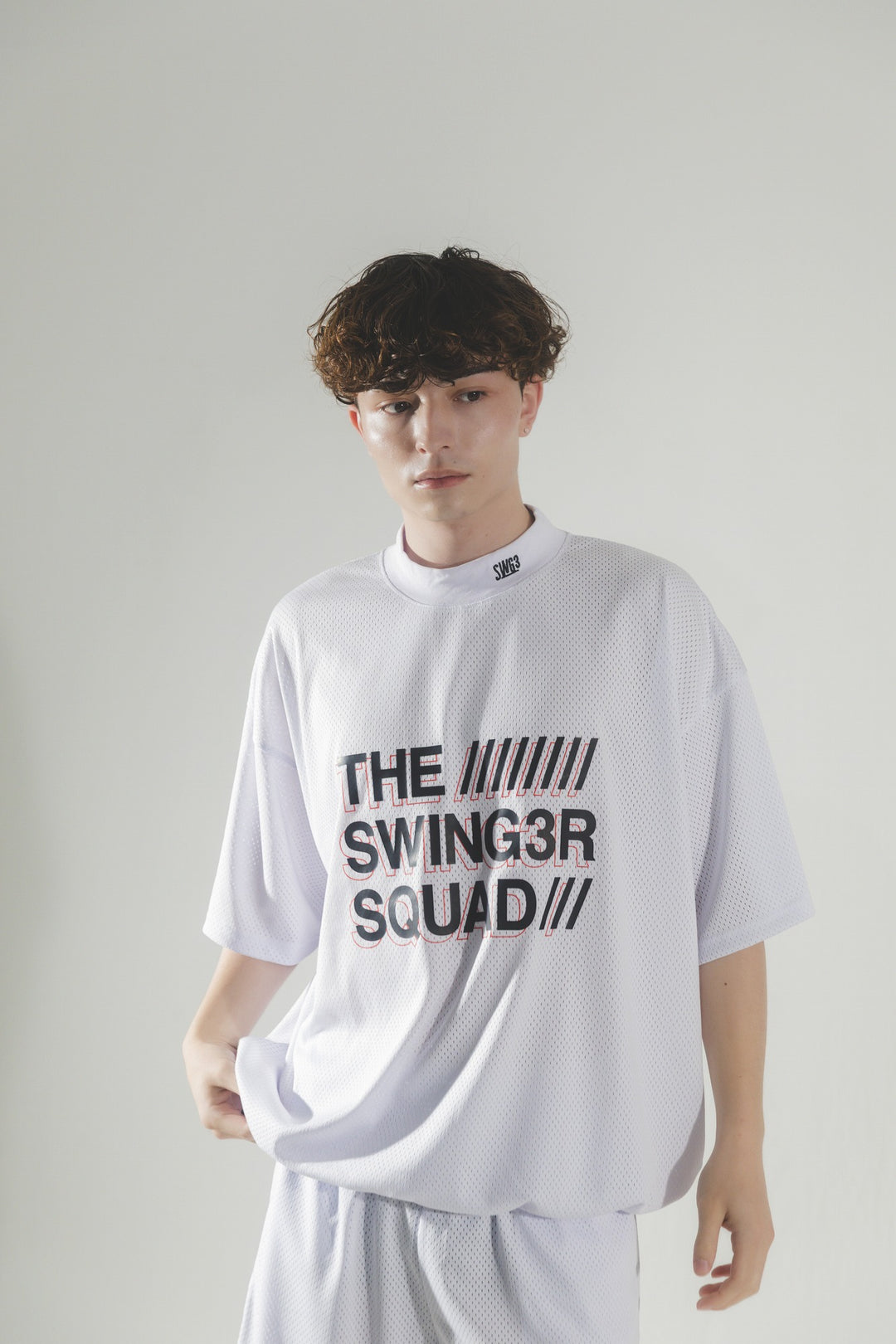 SQUAD MESH MOCK TEE, WHITE