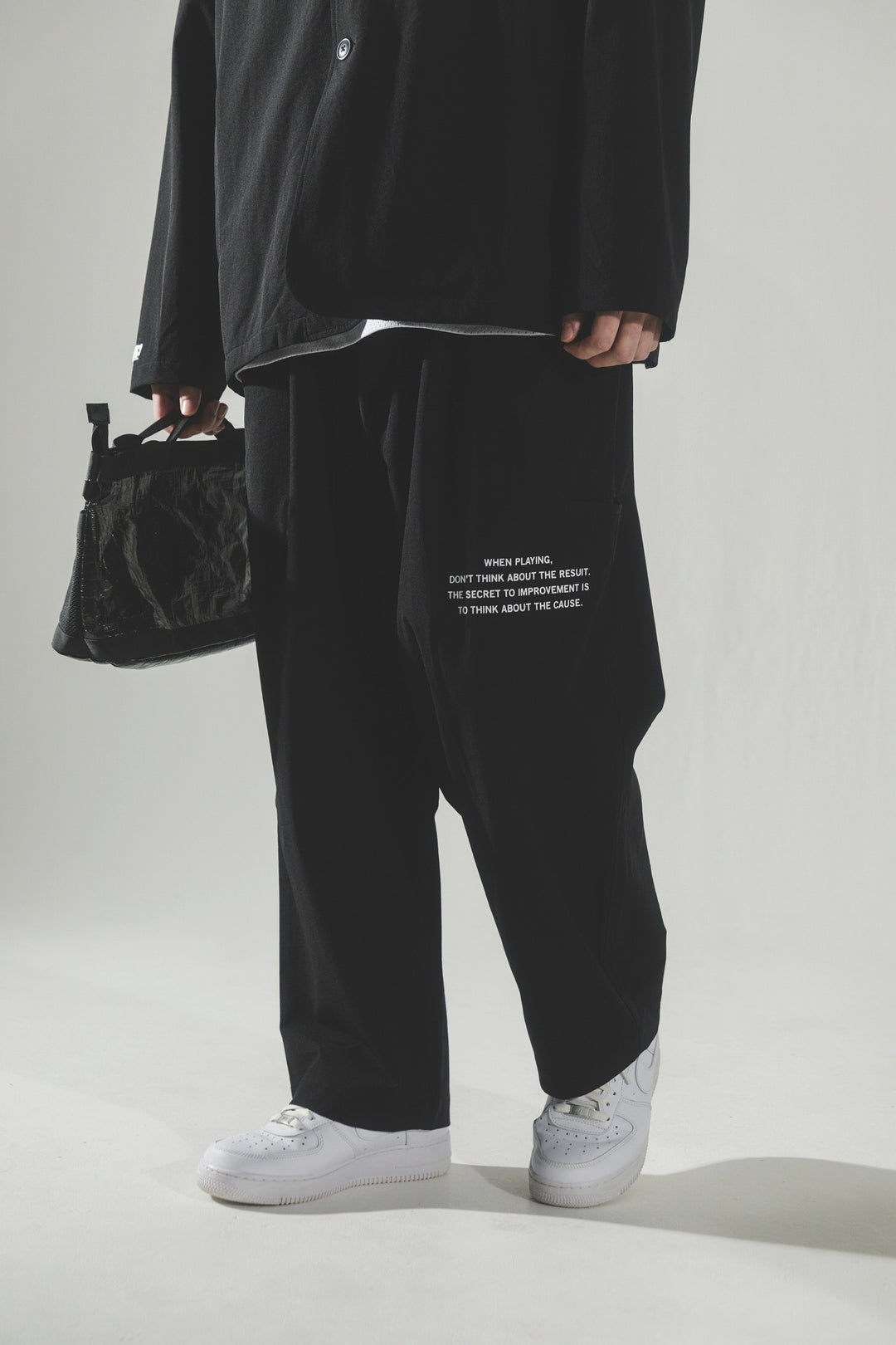 STRETCH NYLON WIDE PANTS, BLACK