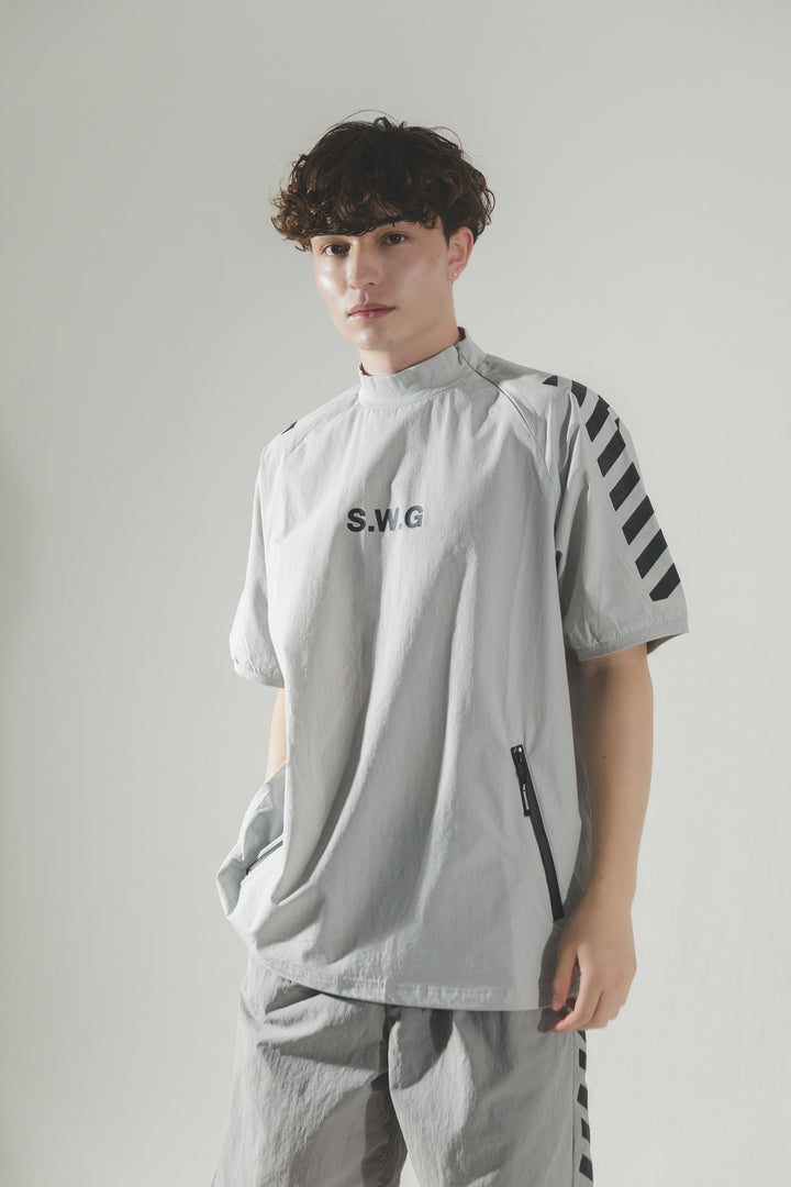 STRETCH NYLON SHORT SLEEVE, L.GRAY